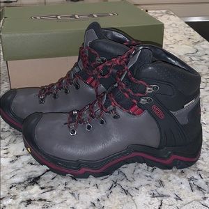 Keen Liberty Ridge